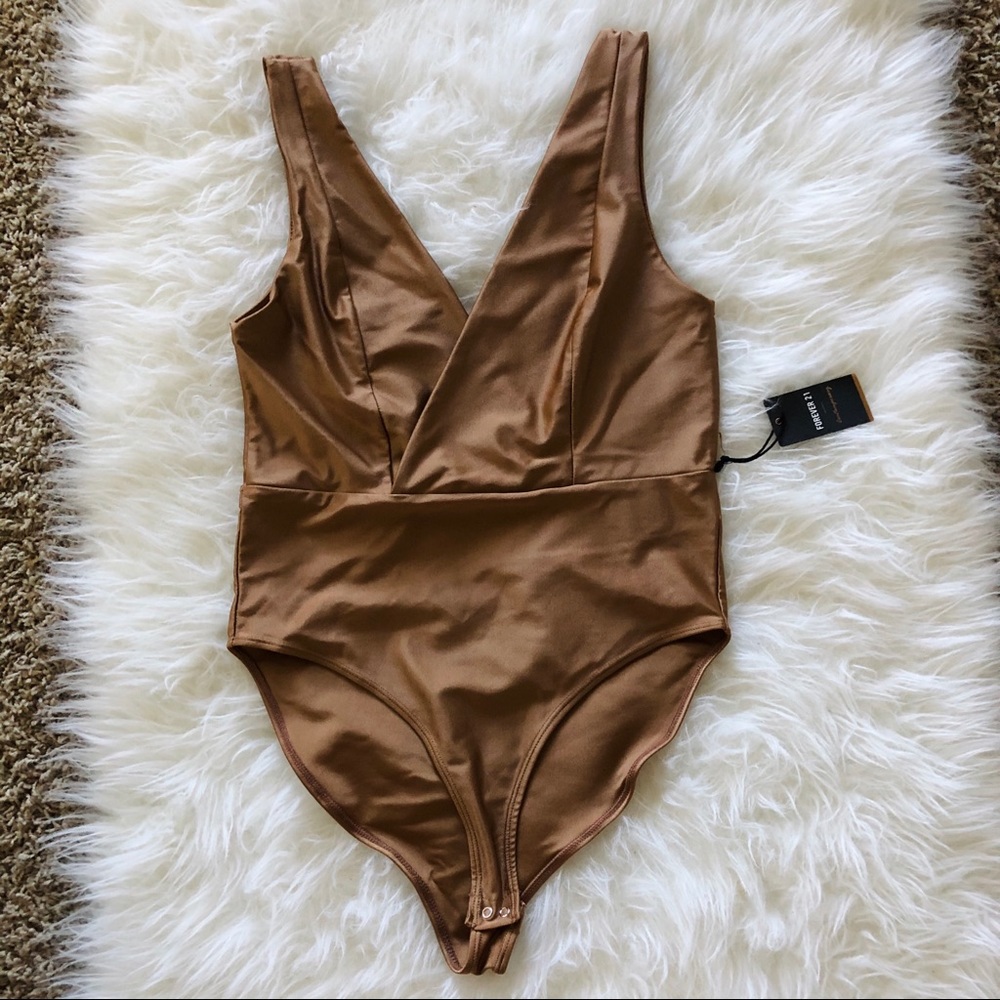 Gold Body Suit 🌟